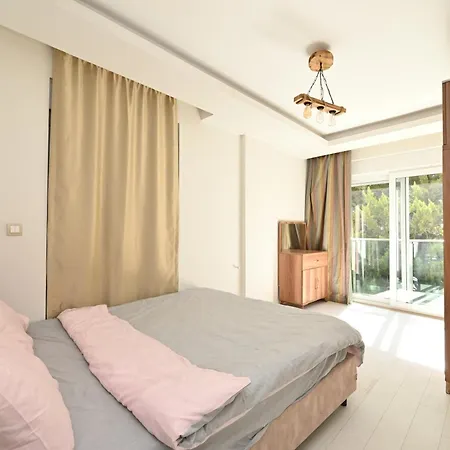 Dreams Apartment