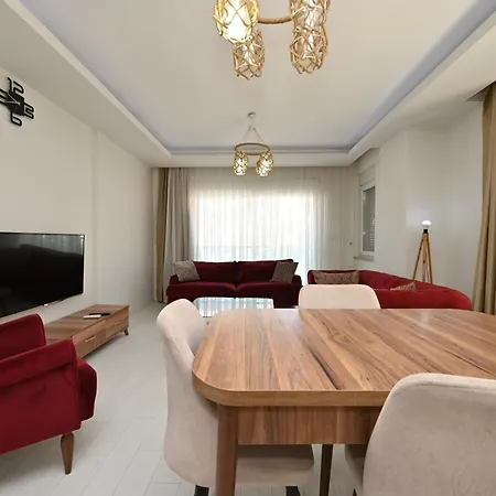 Apartment Dreams *